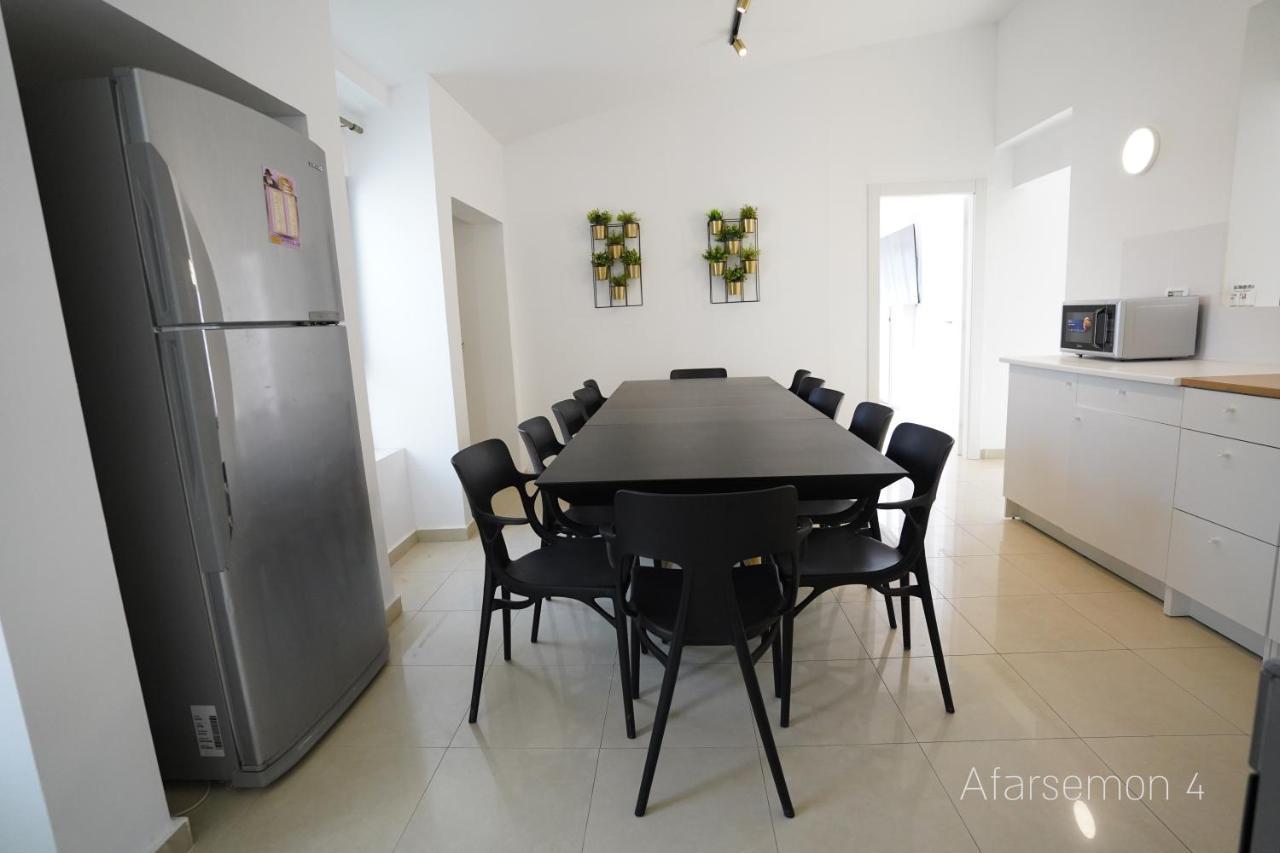 Yalarent Afarsemon Apartments With Pool - For Families & Couples Eilat Luaran gambar