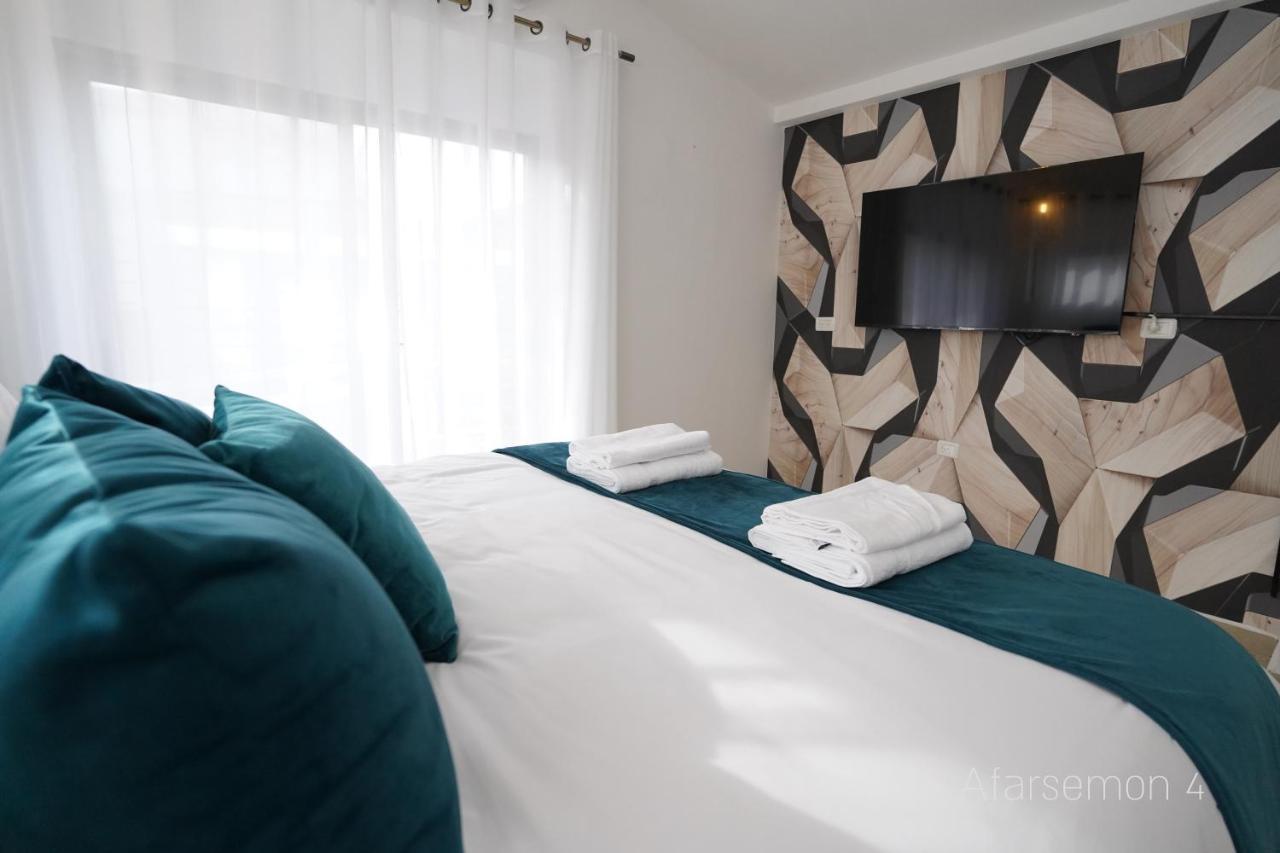 Yalarent Afarsemon Apartments With Pool - For Families & Couples Eilat Luaran gambar
