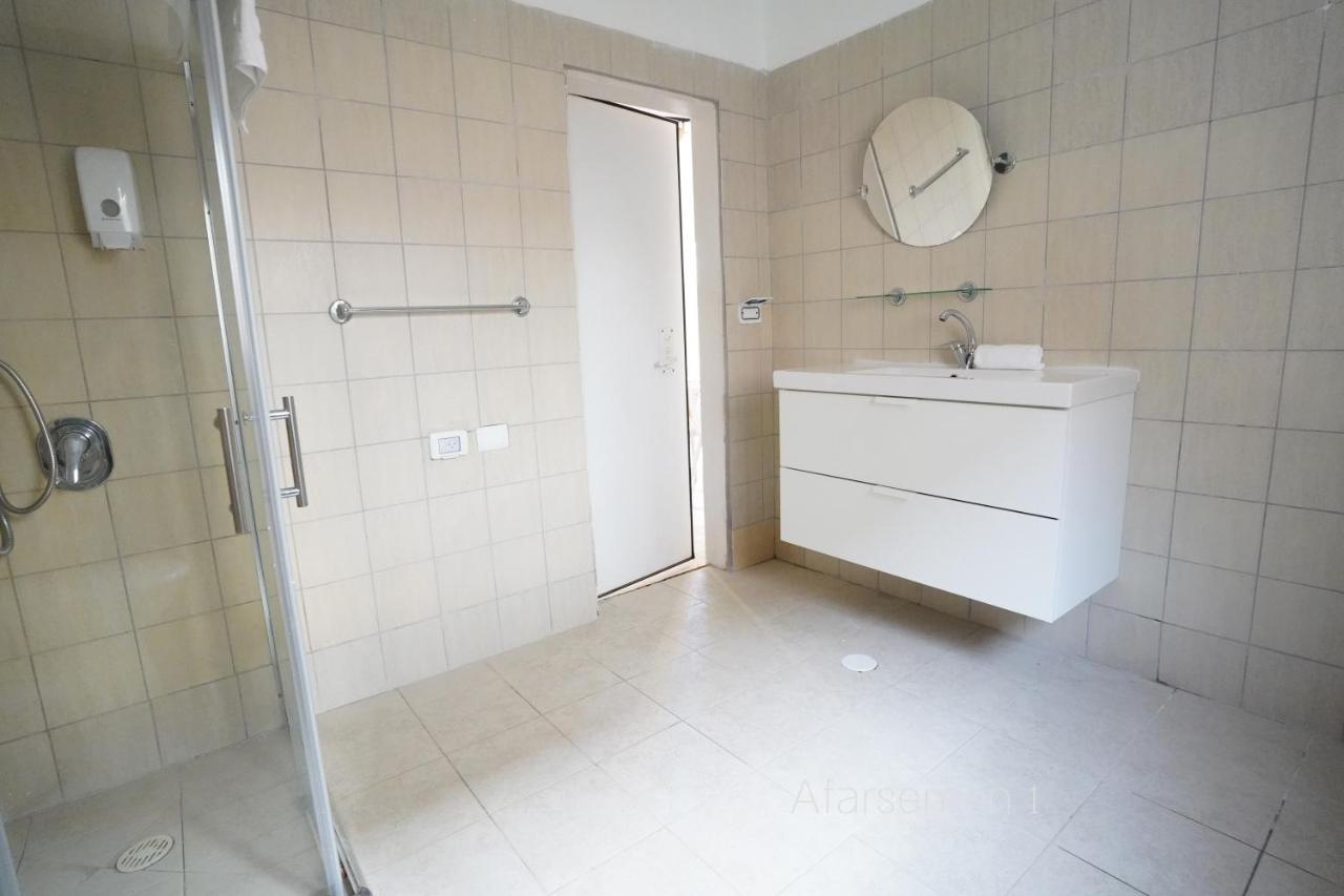 Yalarent Afarsemon Apartments With Pool - For Families & Couples Eilat Luaran gambar